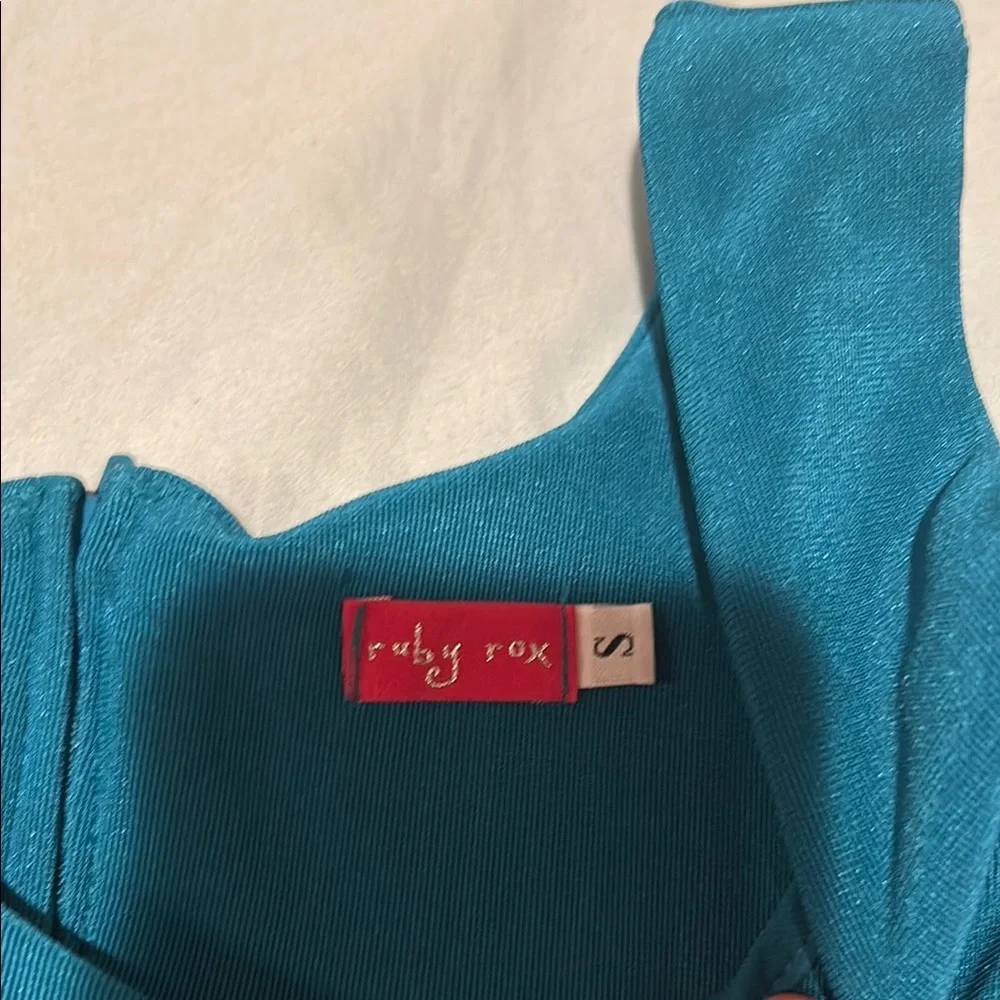 Ruby Rox Dress - Picture 4 of 4